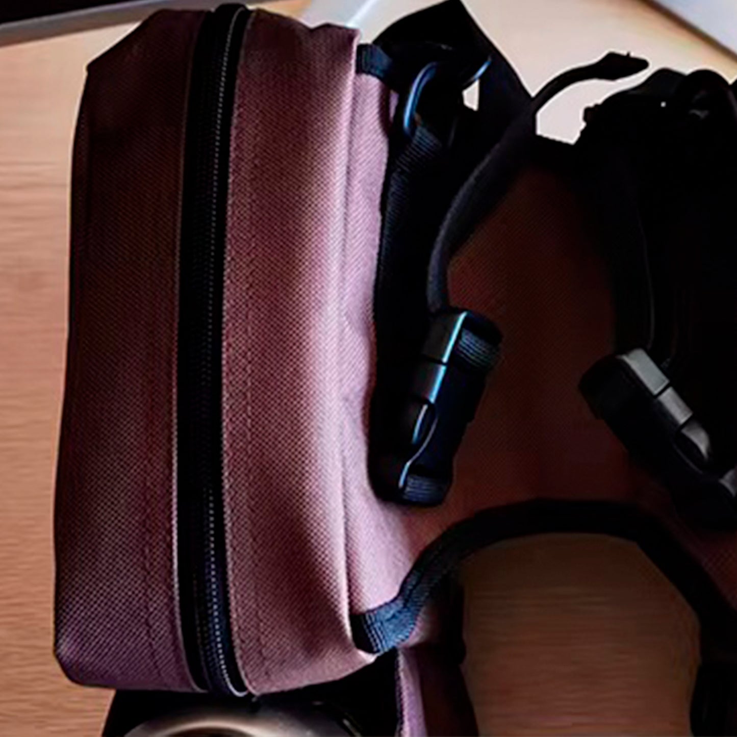 Nelipo pommel bags