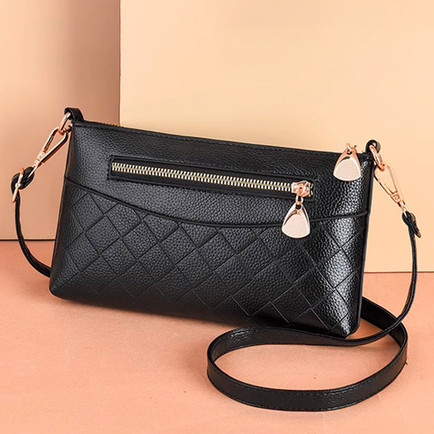 Nelipo wrist mounted carryall bags